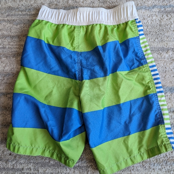 Kids lined swim trunks - Picture 3 of 4